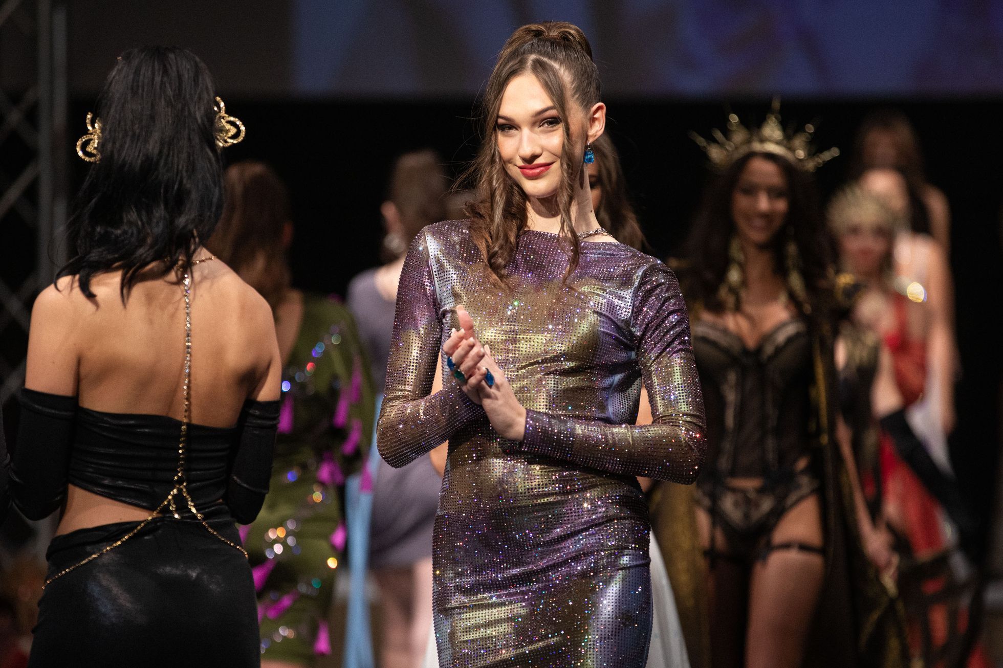 Módní přehlídka Made in Jablonec, šperky, bižuterie, móda, modelka