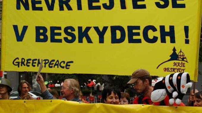 Lidé z Beskyd protestovali proti těžbě černého uhlí