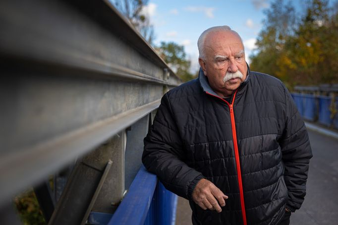 Řeka Bečva a její okolí. Hovoří rybář, která havárii nahlásil, Stanislav Pernický.