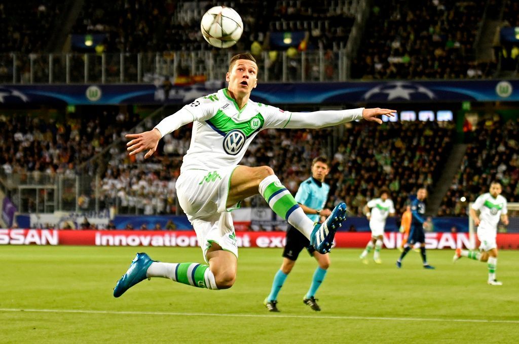 Julian Draxler z Wolfsburgu v utkání Ligy mistrů proti Realu Madrid