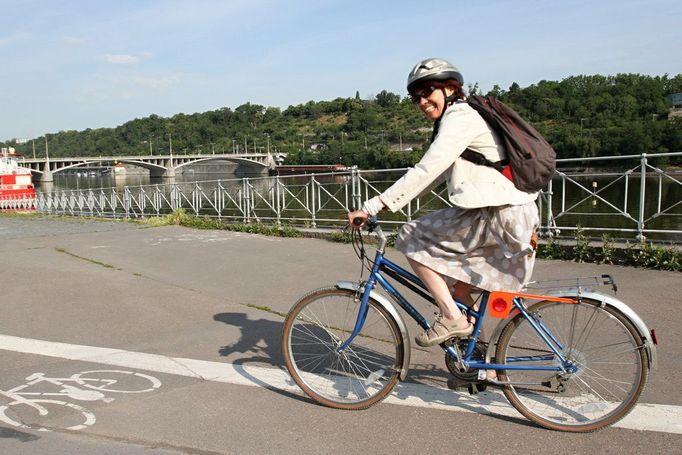 Úsměv jako důkaz. Z kolika dnešních cyklistů z donucení se stanou ranní cyklisté z přesvědčení?