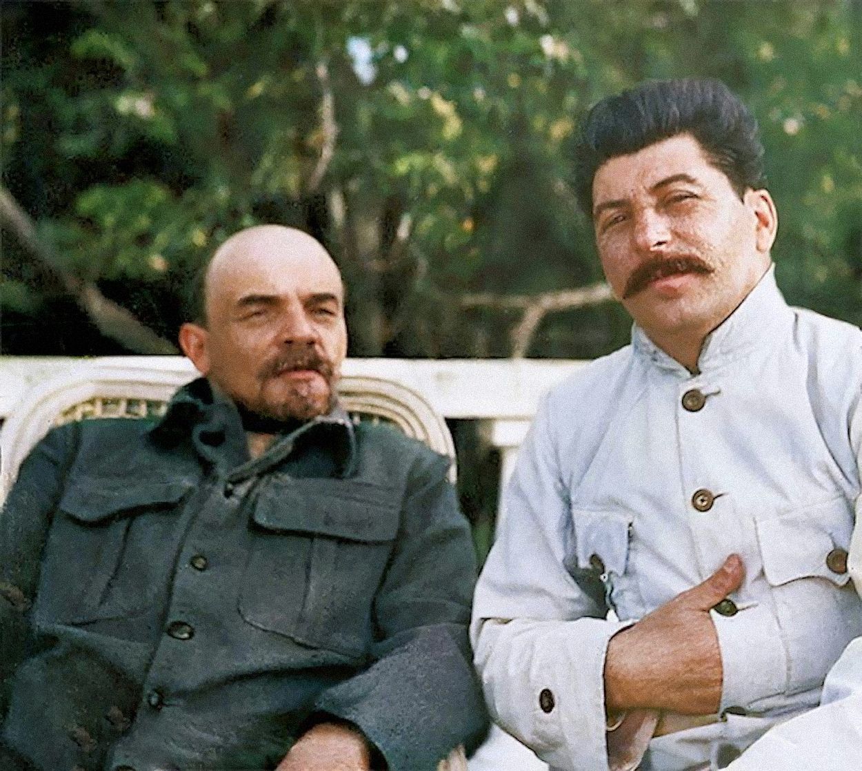 Vladimir Iljič Lenin, Lenin, SSSR, komunismus, Zahraničí