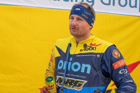 Jak se daří Martinu Michkovi na Rallye Dakar 2024