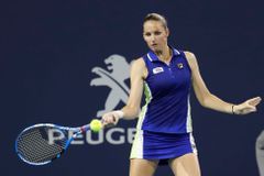 Karolína Plíšková je Římě v osmifinále, české derby pro Vondroušovou,