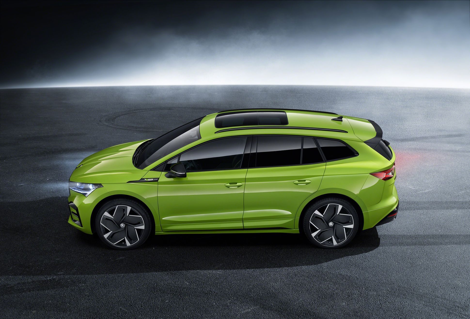 Škoda Enyaq RS iV - embargo do 25.10.2022 8:00