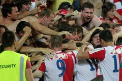 Slavia rozdrtila Liberec a vede ligu! Uspěla i Plzeň