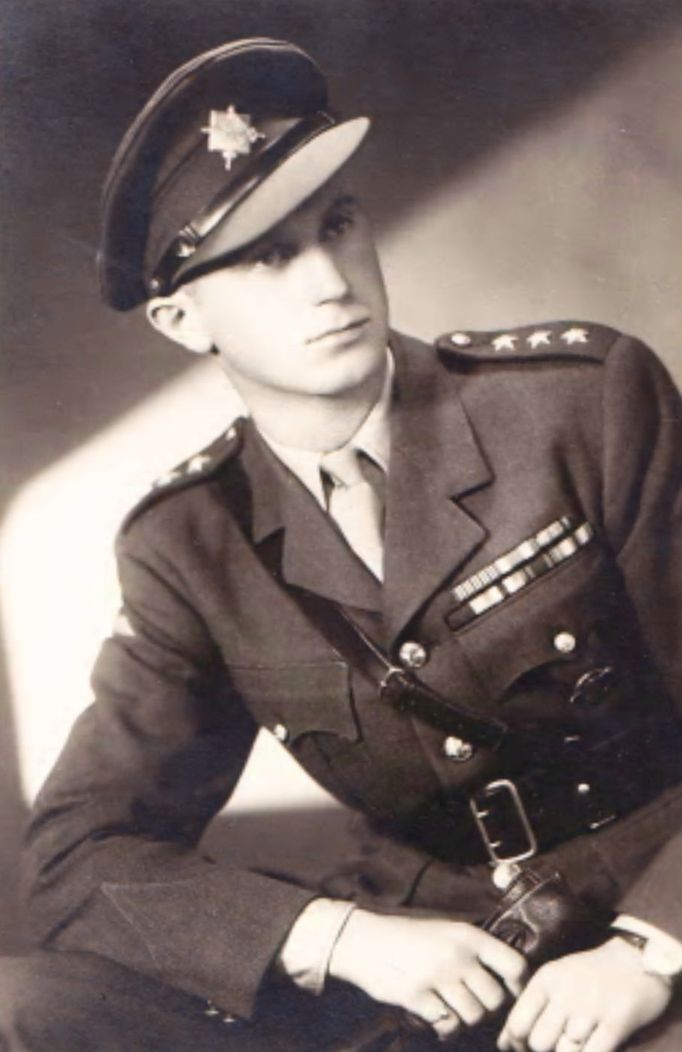 Jiří Louda na snímku z roku 1946.
