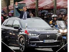 Prezident Francie Emmanuel Macron a vůz DS7 Crossback