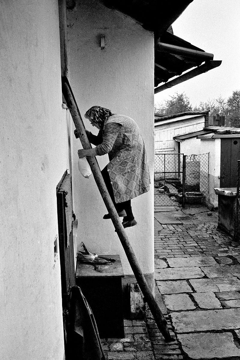 Miloň Novotný: Mezi námi lidmi. Ukázky z výstavy fotografií v pražské Leica Gallery