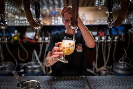Belgické pivo Delirium Tremens.
