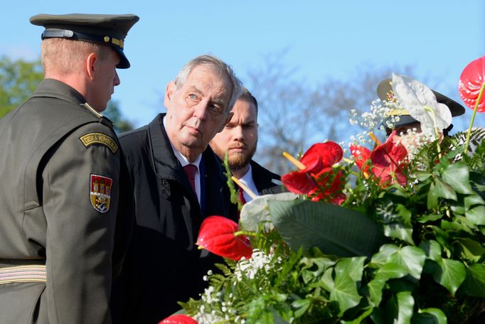 Prezident Miloš Zeman položil věnec na Vítkově při příležitosti 101. výročí vzniku Československa.