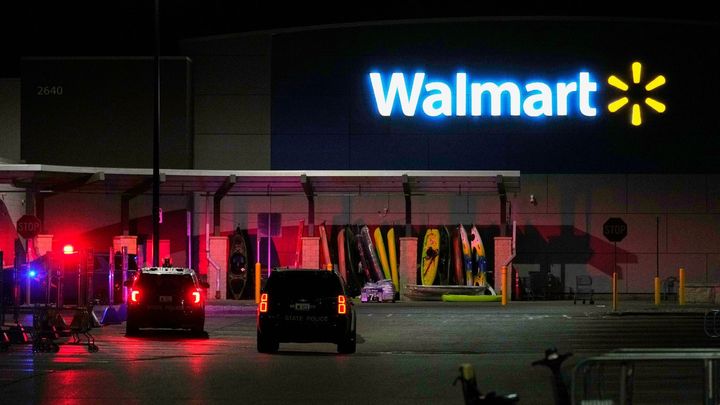 Útočník pobodal 11 lidí v obchodním domě Walmart v americkém státě Michigan; Zdroj foto: ČTK