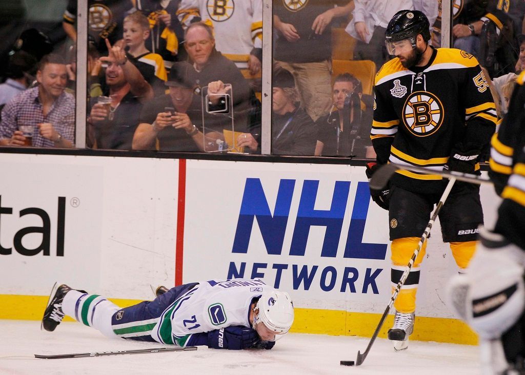 Finále NHL: Boston - Vancouver (Raymond, Boychuk)