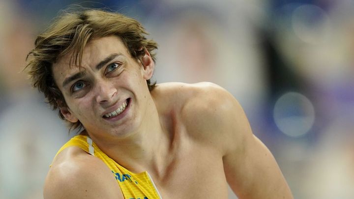 Neuvěřitelný Duplantis. Švédský fenomén letos už potřetí překonal světový rekord; Zdroj foto: Reuters