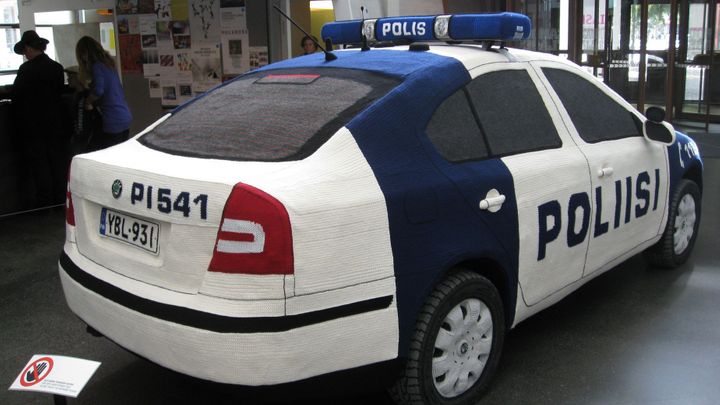 Šílené nápady kutilů: Formule z chleba, upletená Octavia nebo Karoq z papíru