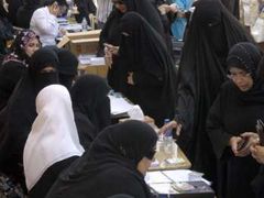 Do parlamentu budou kuvajtské ženy poprvé kandidovat i volit jeho členy v roce 2007.
