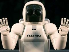 Lidé jednou budou podle experta na evoluci neúnosně závislí na technice. Na snímku je známý japonský robot Asimo.