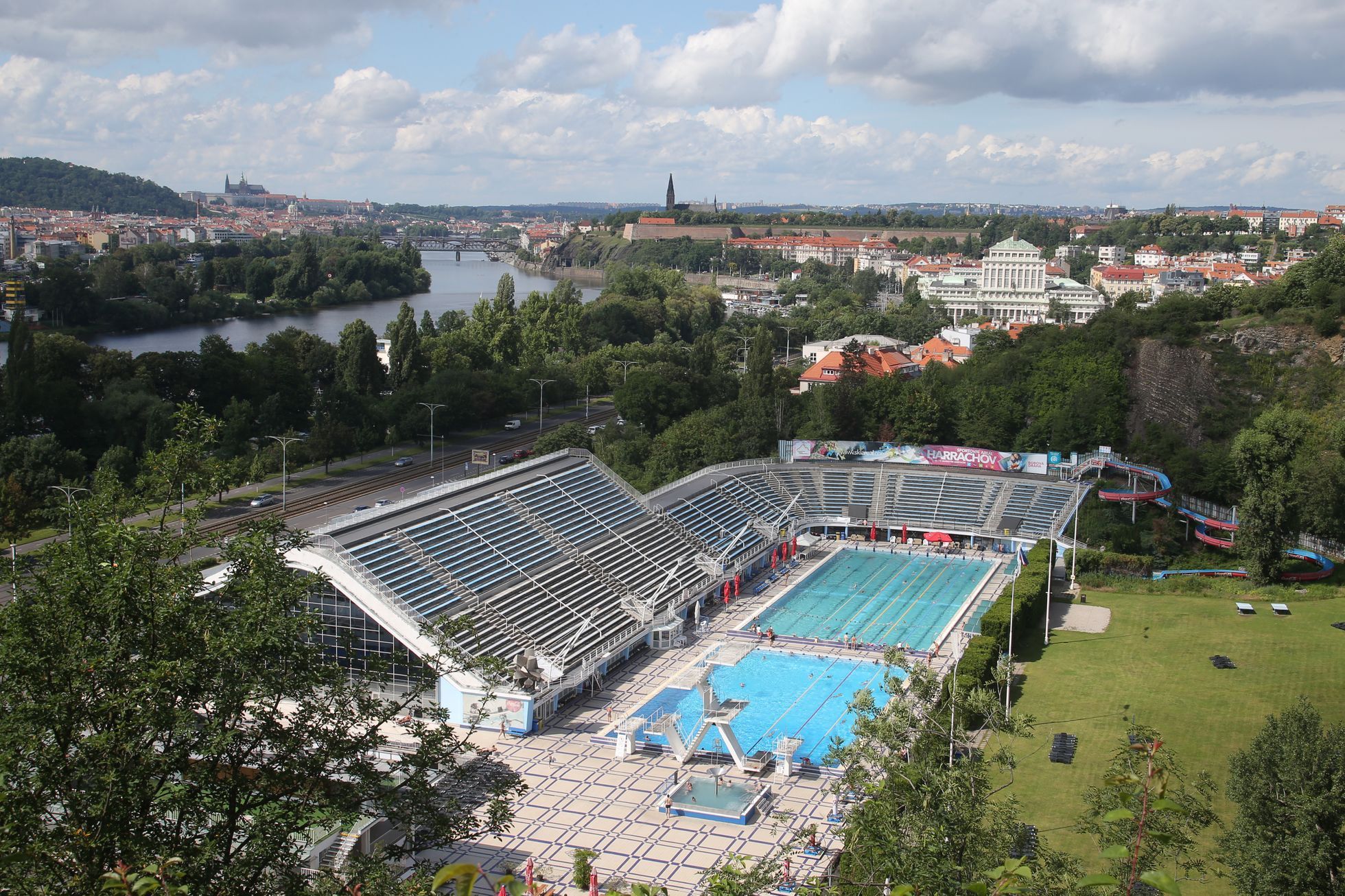 Plavecký stadion v Praze-Podolí