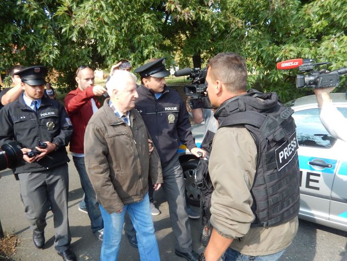 Muž, zadržený policisty po střelbě v Hodkovičkách.