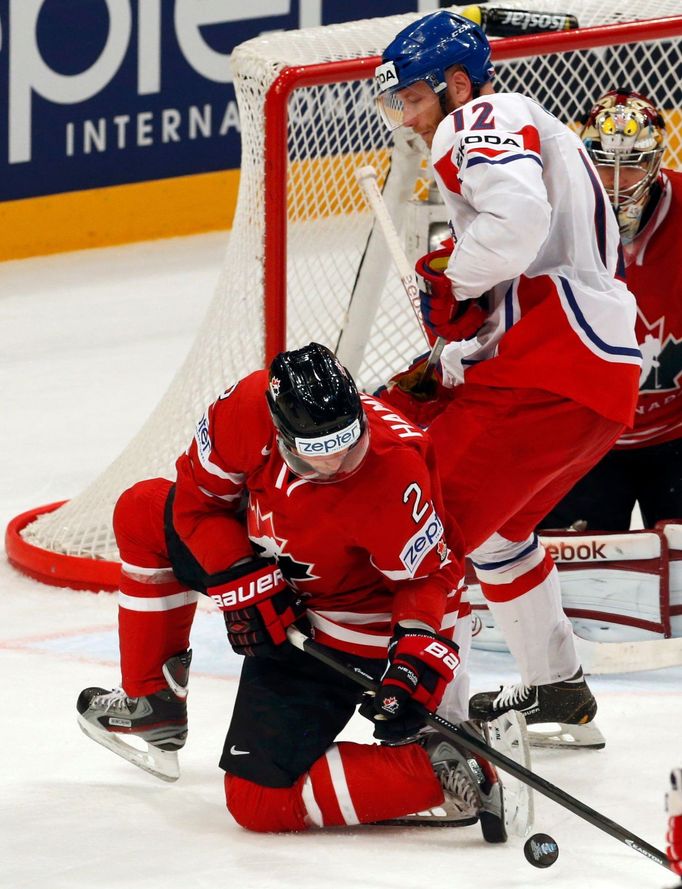 Hokej, MS 2013, Česko - Kanada: Jiří Novotný - Dan Hamhuis