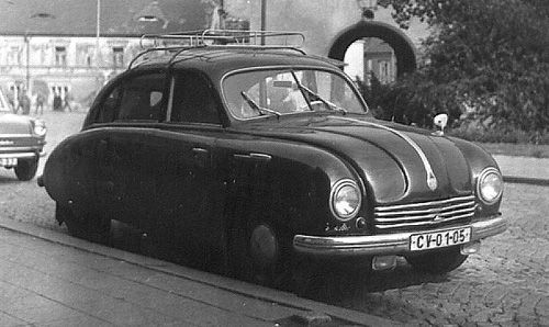 Tatra 600