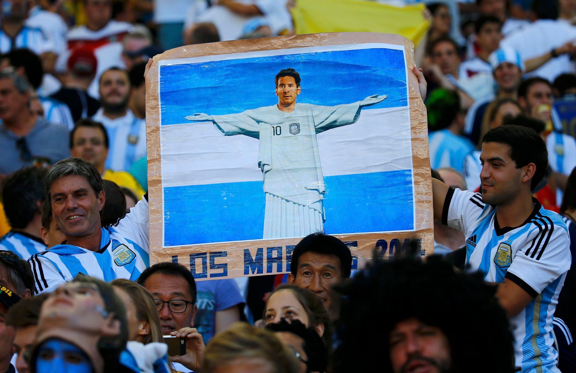 MS 2014, Argentina-Německo: Lionel Messi na argentinském transparentu