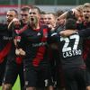 Bayer Leverkusen slaví výhru nad Bayernem