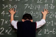 Povinná maturita z matematiky i poslední rok ve školce, poslanci schválili školský zákon