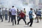 Egypt prožil nejkrvavější den od revoluce, vládl chaos