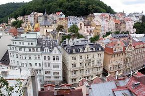 Foto: Komu patří Karlovy Vary? Polovinu domů vlastní občané bývalého Sovětského svazu