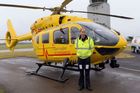 Jak informovala BBC, druhý následník britského trůnu bude pilotovat vrtulník Eurocopter EC145, a to během své 9,5hodinové služby, ve čtyřdenních intervalech, po kterých budou následovat další čtyři dny volna.
