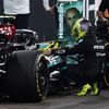 Lewis Hamilton se loučí s vozem Mercedes po VC Abú Zabí F1 2024