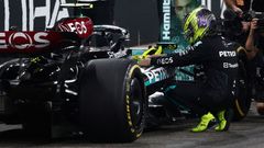 Lewis Hamilton se loučí s vozem Mercedes po VC Abú Zabí F1 2024