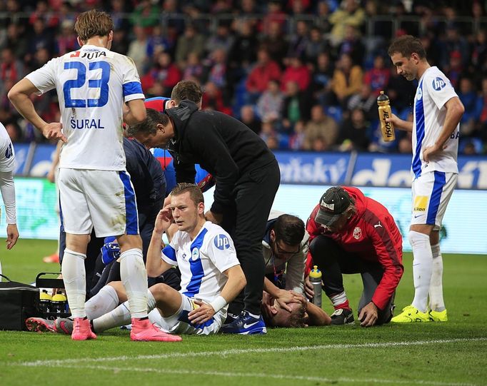 SL, PLzeň-Liberec: Josef Šural a Vladimír Coufal (na zemi)