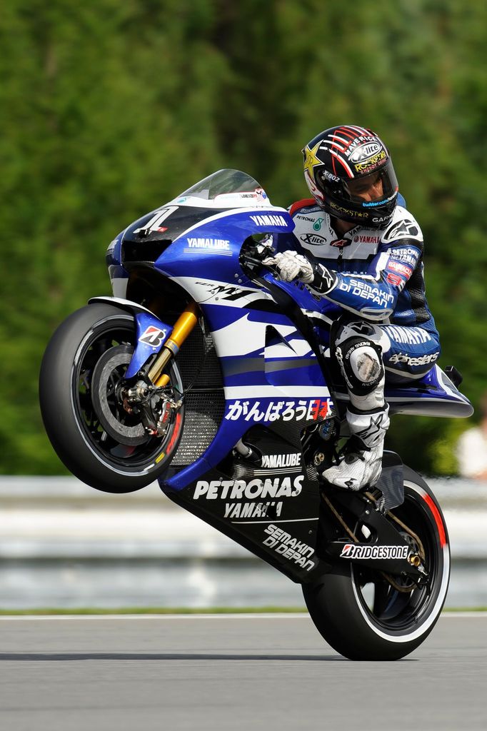 Motocyklista Jorge Lorenzo ze Španělska na GP České republiky v Brně 2011.