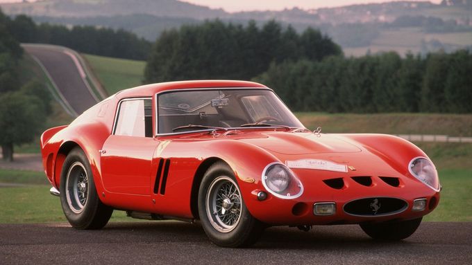 Foto: Ferrari slaví sedmdesátiny. Prohlédněte si jeho superrychlá auta i unikáty za stovky milionů