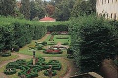 Podzámecká zahrada v Kroměříži je kvůli oblevě uzavřena