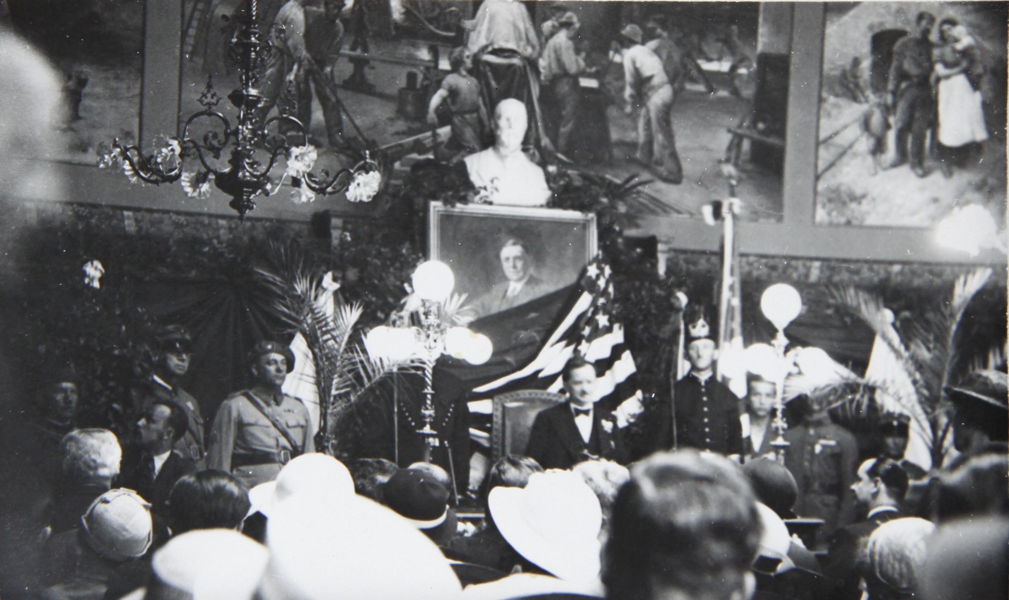 Antonín Čermák, Kladno, Chicago, starosta, historie, Domácí