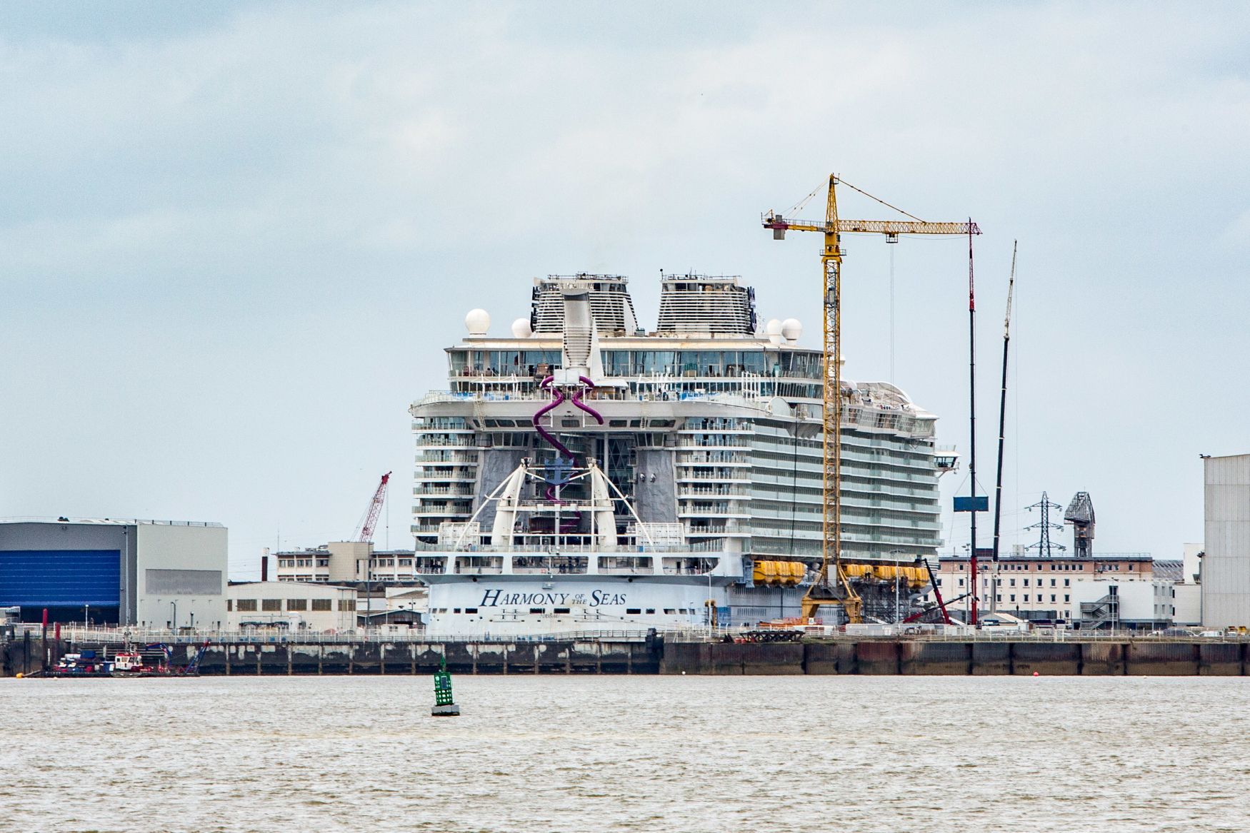 Harmony of the Seas - největší parník světa si převzal majitel