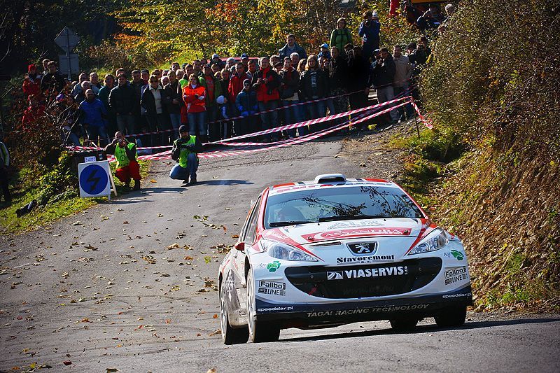 Záběry z Mezinárodní mistrovství České republiky Ecosun Sprintrally ve Vsetíně