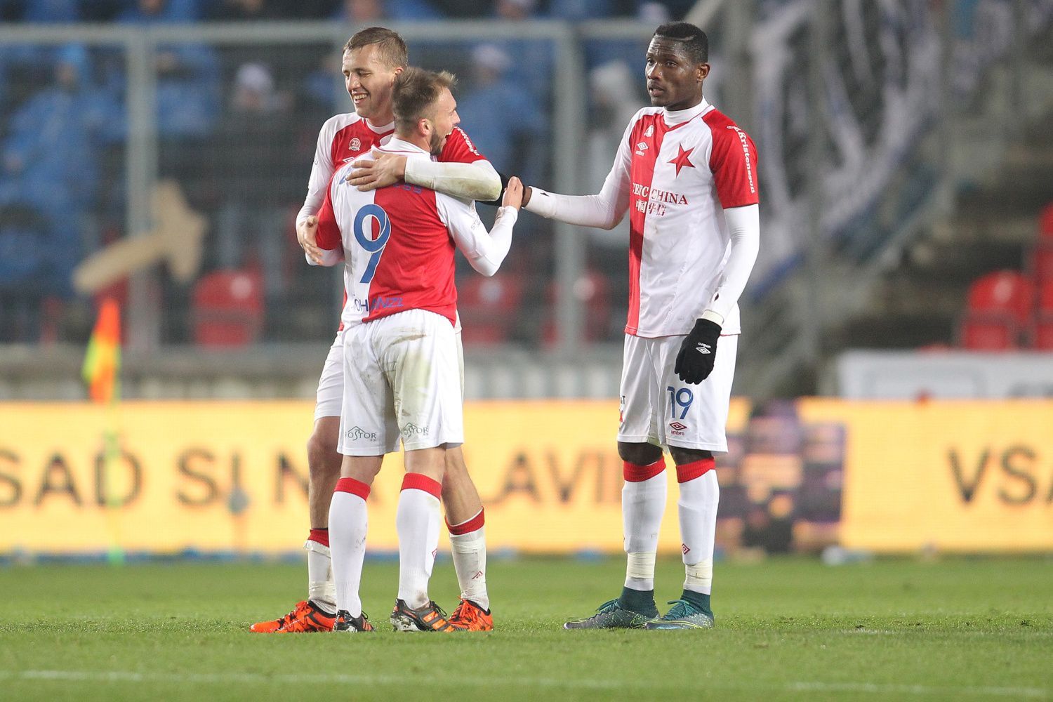 SL, Slavia-Baník: radost Slavie