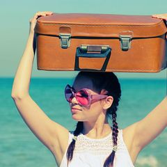 žena s kufrem, cestování
