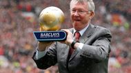 Sir Alex Ferguson si v lize nakonec s United připsal třináct titulů ( z celkových dvaceti, které United získali). A za to získal hned třikrát cenu pro trenéra roku (foto).