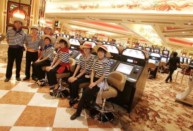Největší kasino světa Venetian v Macau