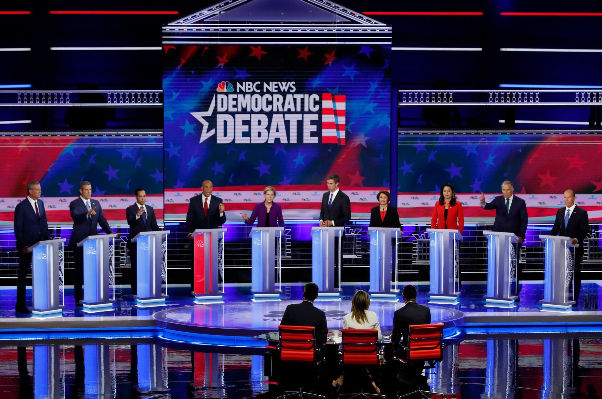 První debata kandidátů na demokratickou nominaci v USA