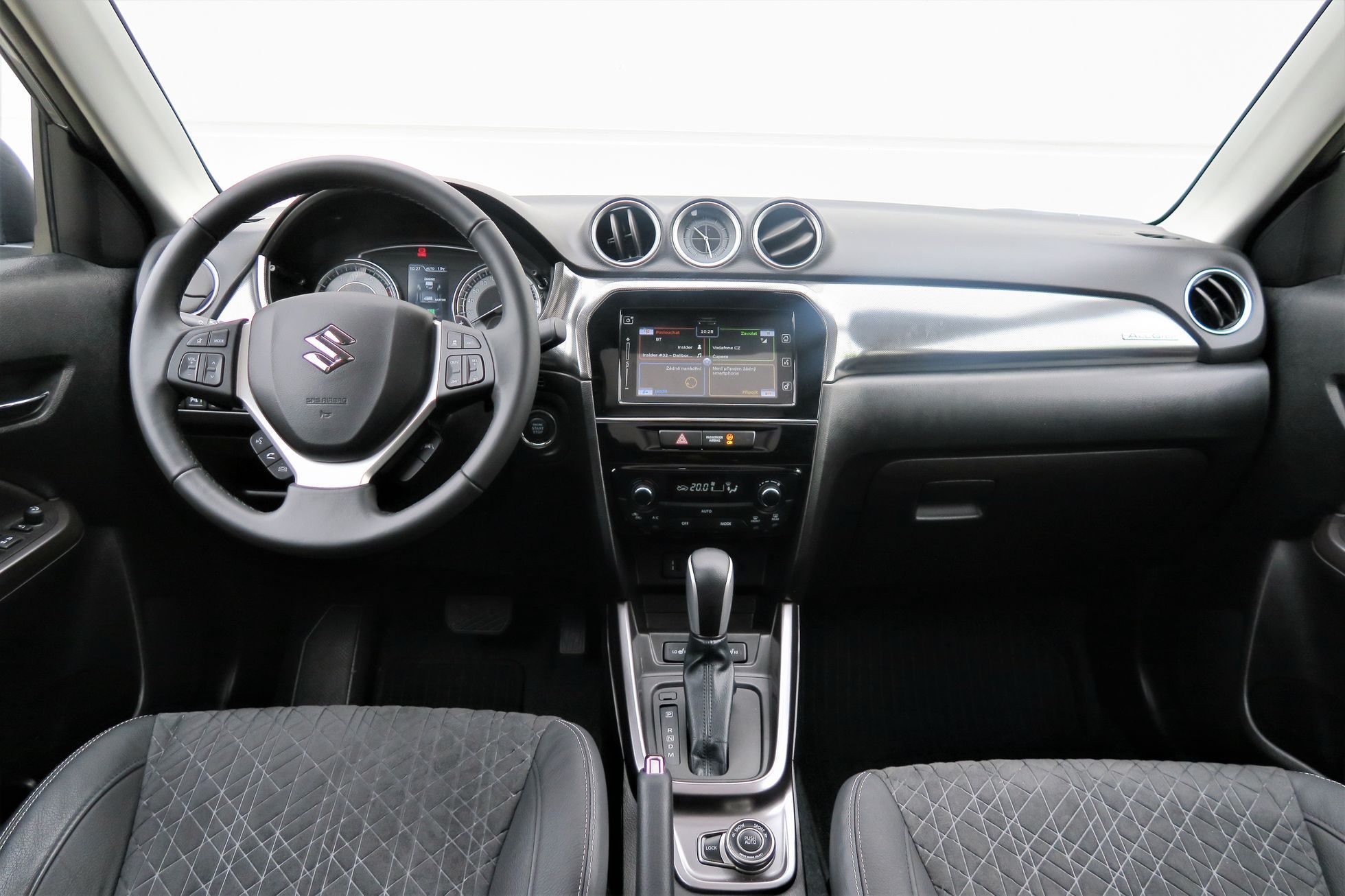 Suzuki Vitara 1.4 Boosterjet mHEV Automat