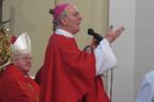 Apoštolský nuncius Causero v Praze končí
