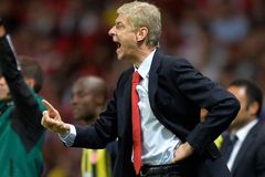 Wenger se dodatečně omluvil za konflikt s Mourinhem