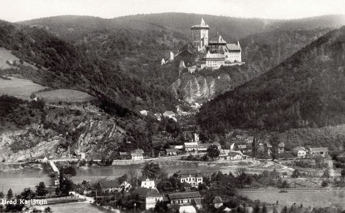 Karlštejn na rytině z roku 1720