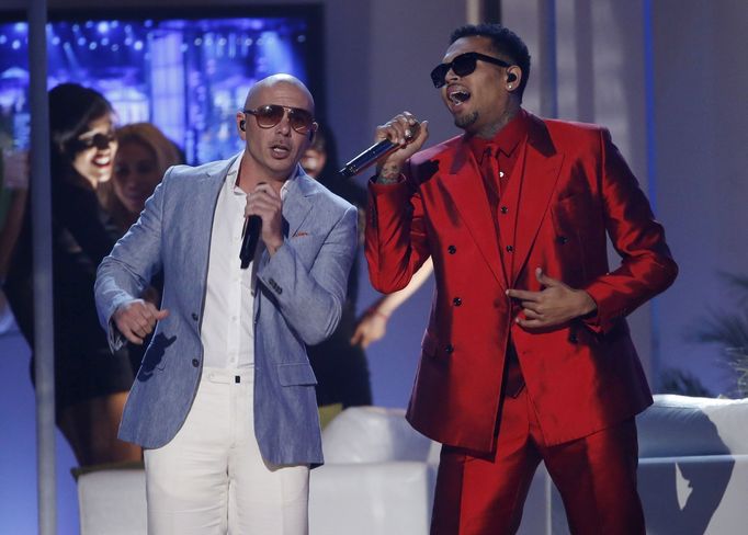 Chris Brown performs &quot;Fun&quot; with Pitbull at the 2015 Billboard Music Awards in Las Vegas